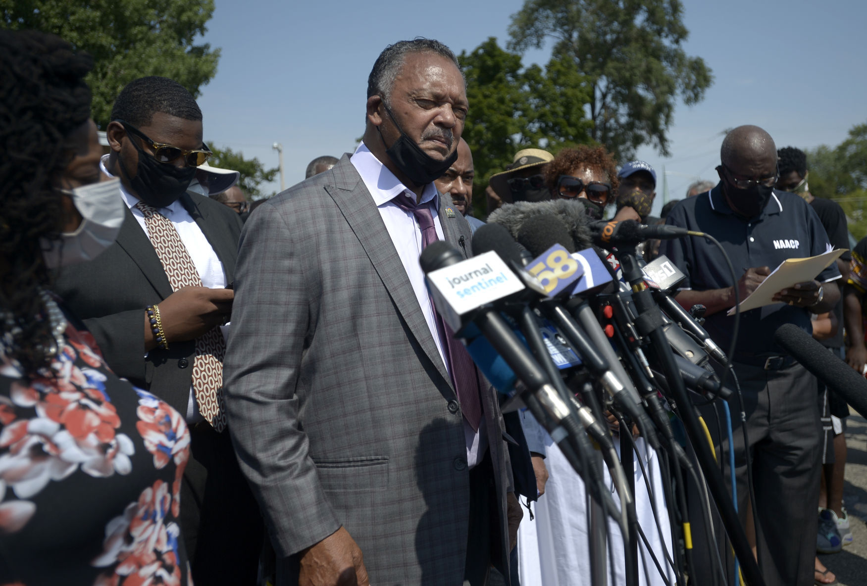 JESSE JACKSON SPEAKS IN KENOSHA
